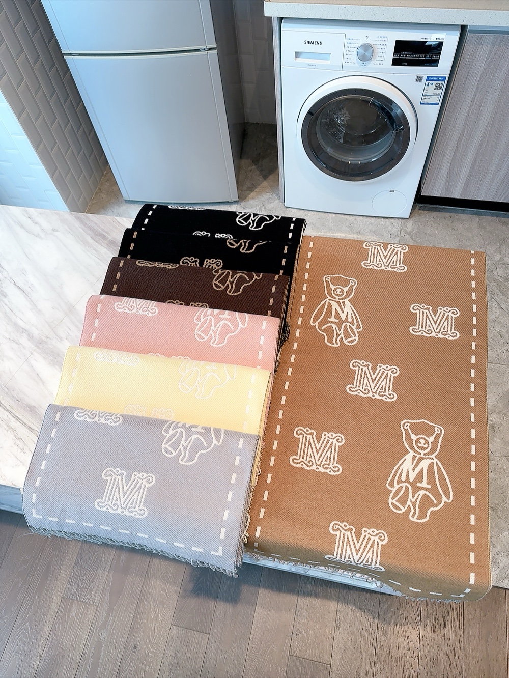 MaxMara scarf 50X180cm E03